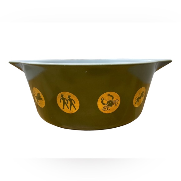 Pyrex Kitchen Vintage Pyrex 475b Zodiac Astrological 25 Quart Casserole Dish 961 6s Poshmark
